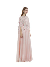 Load image into Gallery viewer, LOOK 32
