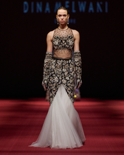 Load image into Gallery viewer, LOOK 32
